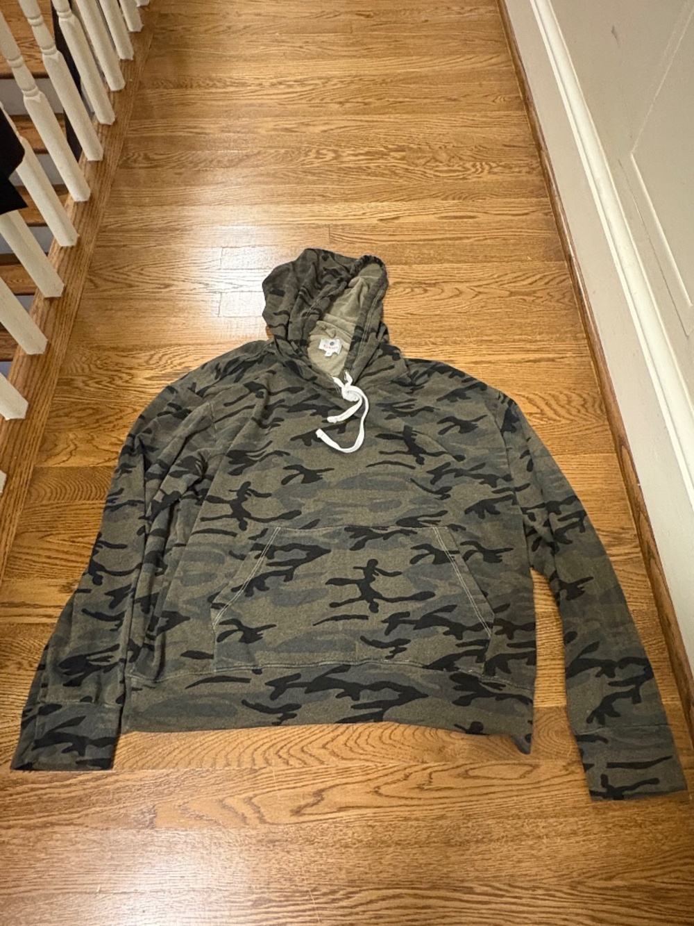 Sundry Camo Pullover Hoodie Size 4 (XL) Soft Lounge Made in USA